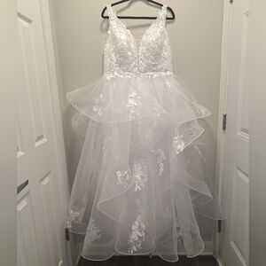 Wedding Dress | Deep V Lace Bodice Handkerchief Ball Gown Skirt | Low Back